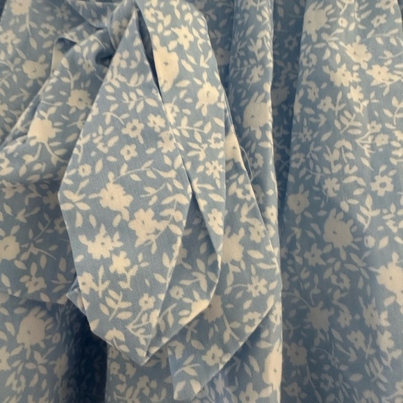 Edgehill Collection Light Blue Floral Dress - Picture 5 of 10